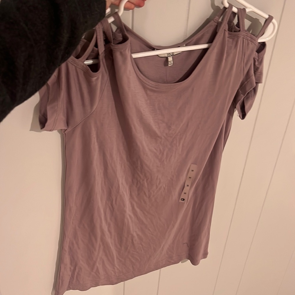 women’s buckle shirt